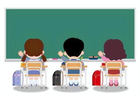 授業を受ける子どもたち（後ろ姿） 人物,子ども,小学校,男の子,女の子,元気,机,ランドセル,学校プリント,黒板のイラスト素材