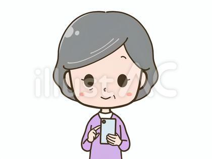 スマホを操作するシニア女性