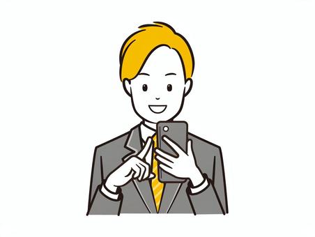 スマホを操作する笑顔のブレザー男子学生 スマホ,スマートフォン,携帯電話,学生,高校生,生徒,男子学生,男子,モバイル,アプリのイラスト素材