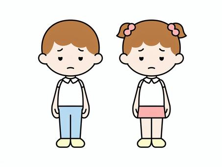 男の子と女の子悲しい 子ども,男の子,女の子,小学生,幼稚園,学校,ポーズ,正面,全身,落ち込むのイラスト素材