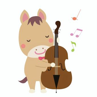 ウッドベースを弾く午年の馬