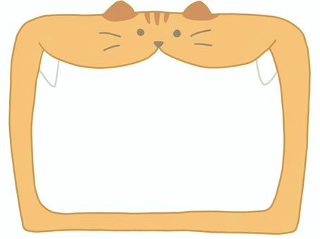 口を大きく開けた茶トラ猫のフレーム 猫,トラ猫,茶猫,フレーム,メモ帳,手描き,かわいい,ゆるい,デフォルメのイラスト素材
