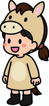 ベージュの馬の着ぐるみの女の子です。 馬,着ぐるみ,シンプルのイラスト素材