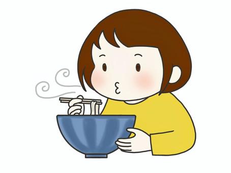 温かいうどんをふうふうしている人 温かいうどんをふうふうしている人 温かい,麺類,うどん,ふうふう,フーフー,食べる,温まる,女性,女の人,若いのイラスト素材