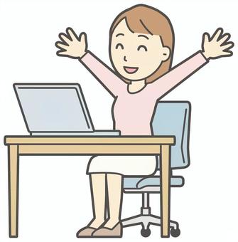  ロングヘア女性-538-全身 パソコン,万歳,女性,女の子,人物,かわいい,喜ぶ,嬉しい,笑顔,楽しいのイラスト素材