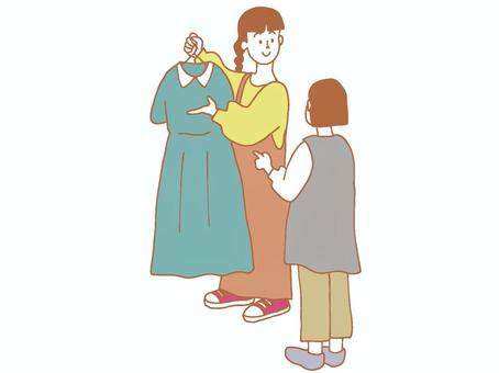 服をオススメしている女性 服,ワンピース,おしゃれ,勧める,オススメ,ショップ,店舗,アパレル,仕事,女性のイラスト素材