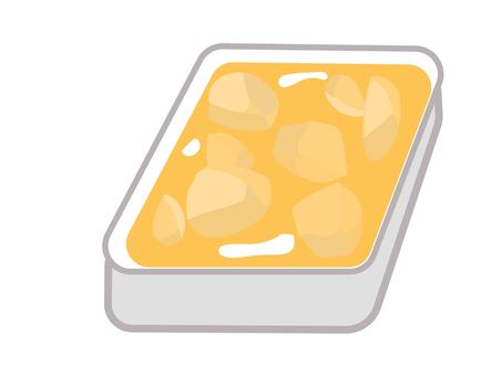 市販の栗きんとん 栗きんとん,おせち,正月,市販,スーパー,出来合い,パック,プラスチック容器,栗,食べ物のイラスト素材