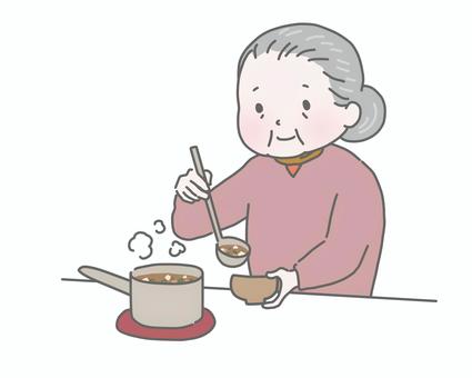 味噌汁をよそうおばあさん 高齢者,料理,汁物,食事,調理,みそ汁,お玉,お椀,湯気,温かいのイラスト素材