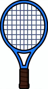 青のテニスラケットです。