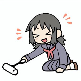 コロコロをかける笑顔の学生少女 コロコロをかける笑顔の学生少女 学生,コロコロ,掃除のイラスト素材