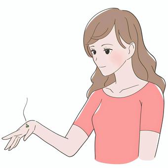手にお灸をする女性のイラスト お灸,鍼灸,東洋医学,ツボ,手,合谷,リラクゼーション,リラックス,画像,挿絵のイラスト素材