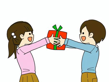 プレゼント交換（男の子から） クリスマス,プレゼント,交換,男の子,女の子,子ども,笑顔,クリスマスプレゼントのイラスト素材