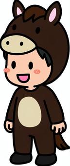 焦げ茶の馬の着ぐるみの男の子です。 馬,着ぐるみ,シンプルのイラスト素材