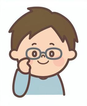 メガネをかけている男の子 眼鏡,視力低下,男の子,子供,人物のイラスト素材