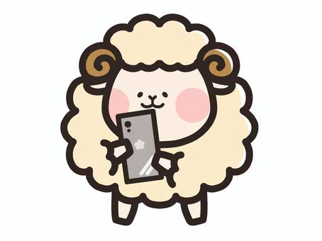 スマホを見るひつじ ひつじ,羊,キャラクター,ゆるい,挨拶,かわいい,動物,もこもこ,透過,挿絵のイラスト素材
