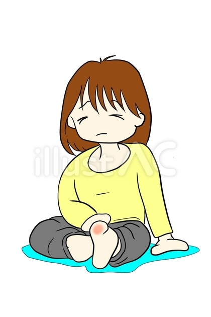 足を痛めた女性