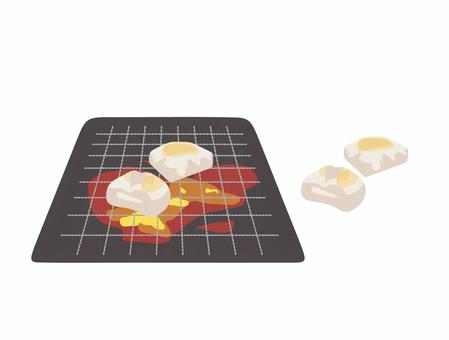 網の上で餅を焼く 餅,食べ物,焼く,網,調理,火,加熱のイラスト素材