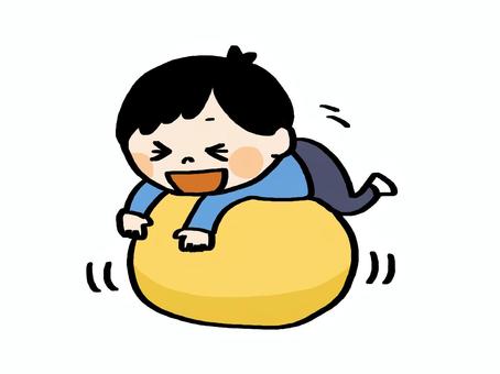 バランスボール バランスボール バランスボール,遊ぶ,子ども,乗る,楽しい,運動,揺れるのイラスト素材