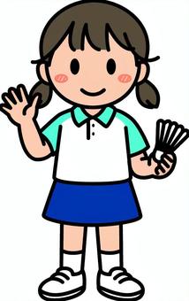 水色のバドミントンの女の子です。