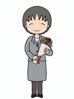 花束を持つスーツ女性2（笑顔+涙） 花束,全身,仕事,オフィス,手描き,シンプル,デフォルメ,立つ,人,スーツのイラスト素材