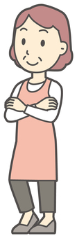  腕組みをして微笑んでいるおばさん 腕組み,女性,人,主婦,中年,シニア,エプロン,ママ,お母さん,おかんのイラスト素材