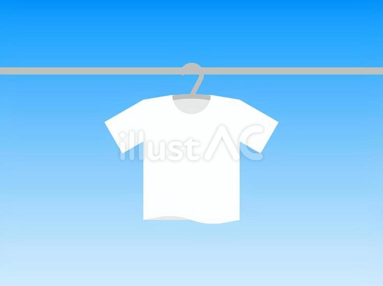 晴れの日に干されたTシャツ・洗濯物 tシャツ,ファッション,青空のイラスト素材