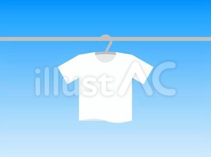 晴れの日に干されたTシャツ・洗濯物