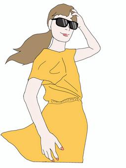 髪をなびかせる女性5 人物,女性,サングラス,ロングヘア,ポニーテール,ワンピース,風,マニキュアのイラスト素材
