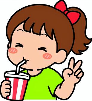黄緑のドリンクの女子です。 ドリンク,シンプル,飲む,食事,ファストフード,テイクアウト,笑顔,幸せ,飲み物,昼食のイラスト素材