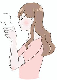紅茶を飲む女性のイラスト 紅茶,お茶,飲む,ホットティー,女性,リラックス,休憩,上半身,笑顔,美容のイラスト素材