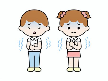 男の子と女の子寒い 子ども,男の子,女の子,小学生,幼稚園,学校,ポーズ,正面,全身,寒いのイラスト素材