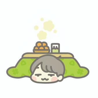 こたつむり 寝正月,こたつ,男の子,短髪,みかん,茶碗,コップ,布団,湯気,緑色のイラスト素材