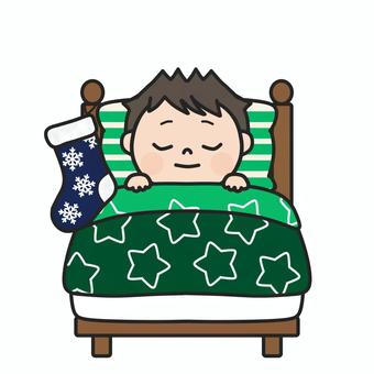 クリスマスプレゼントが楽しみな男の子4 クリスマス,聖夜,ベッド,くつした,おやすみ,眠る,寝る,枕,布団,星のイラスト素材