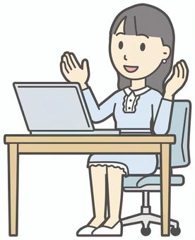 ワンピースお嬢様-105-全身  ワンピースお嬢様-105-全身 パソコン,お嬢様,女性,女の子,オシャレ,人物,かわいい,デスク,机,インターネットのイラスト素材