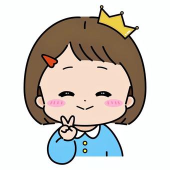 王冠を被って嬉しそうな女の子２ 誕生日,冠,主役,お祝い,表彰,一位,優勝,おめでとう,ピース,笑顔のイラスト素材