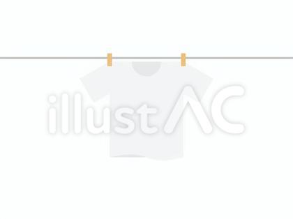 洗濯物・干されたTシャツ