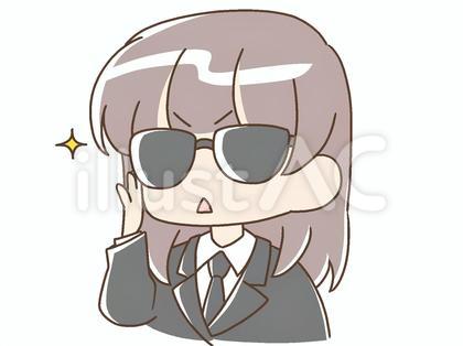 黒ずくめスーツでサングラスを上げる女性