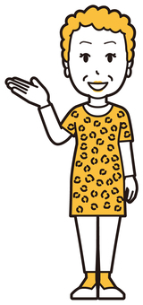  大阪のおばちゃん(黄)-028-全身 案内,笑顔,おばちゃん,大阪,ヒョウ柄,おばはん,中年,女性,関西,派手のイラスト素材