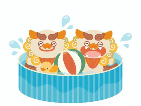 シーサーとプール遊び シーサー,プール,夏,水,遊び,ビーチボール,アヒル,おもちゃ,琉球,水滴のイラスト素材