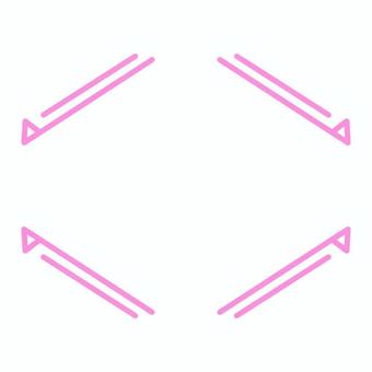 ピンクで描かれた矢印と線のあしらい ピンクで描かれた矢印と線のあしらい ピンク,矢印,線,あしらい,イラスト,手描き,シンプル,飾り,線画,マークのイラスト素材
