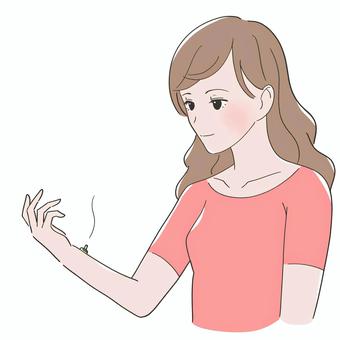 手首にお灸をする女性のイラスト お灸,鍼灸,東洋医学,ツボ,手首,内関,リラクゼーション,リラックス,画像,挿絵のイラスト素材
