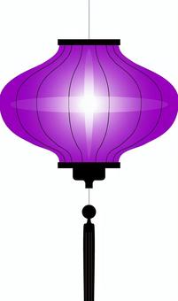 ベトナムのランプ・紫 ベトナム,ランタン,紫,藤色,ホイアン,東南アジア,アジア,提灯,明かり,旅行のイラスト素材