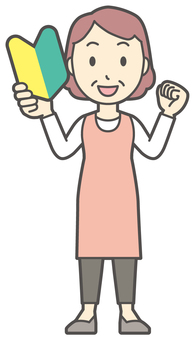  エプロンおばちゃん-117-全身 初心者,おばちゃん,エプロン,お母さん,ママ,中年,おばさん,主婦,人物,かわいいのイラスト素材