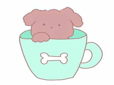 コップに入る犬