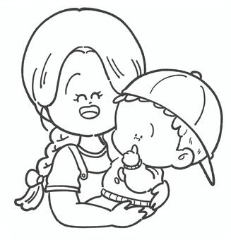 親子の白黒手描きイラスト2 親子,抱っこ,白黒,保育士,母親,子ども,幼児,かわいい,手描き,挿絵のイラスト素材
