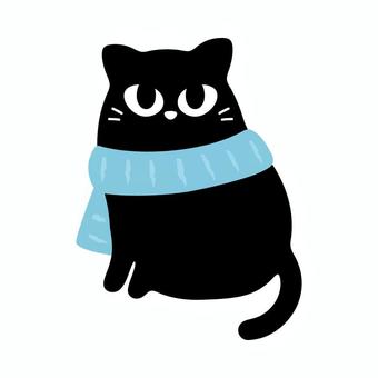 水色のマフラーを巻いた黒猫