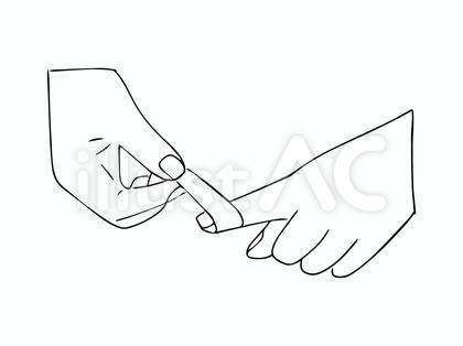 モノクロの絆創膏を貼る手元