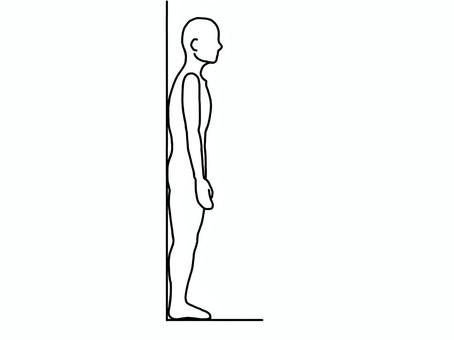 後ろの壁に頭と肩を壁につけずに立つ人 猫背,巻き肩,立位,横向き,線画,白黒のイラスト素材