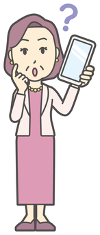  お金持ちマダム-165-全身 スマホ,はてな,おばさん,中年,女性,富裕層,マダム,裕福,お金持ち,ミセスのイラスト素材