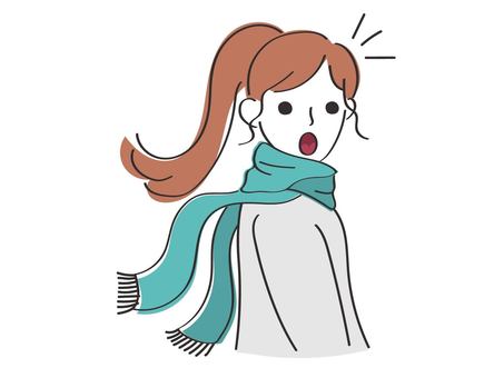 驚く女性
